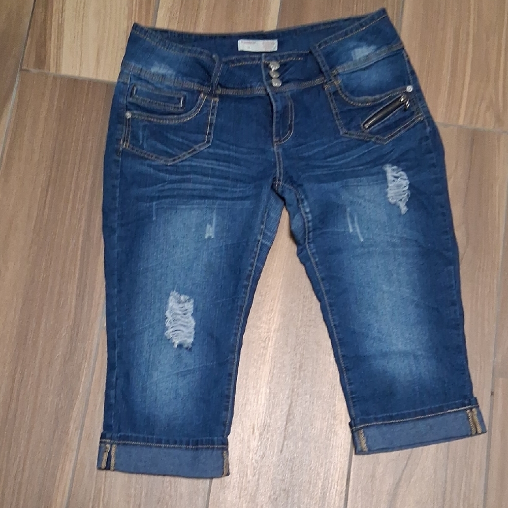 No Boundaries Women's Blue Distressed Jeans